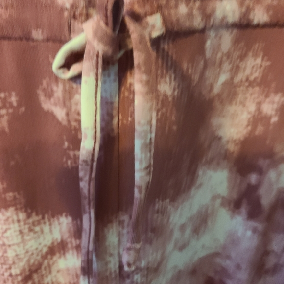 Romper - Picture 2 of 6